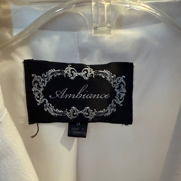 2 Elegant Blazers- Express Navy Blue Blazer  & White Cream Blazer - Picture 6 of 8